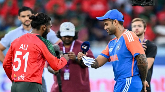 বাংলাদেশকে ৪১ রানে হারিয়ে ফাইনালে ভারত
