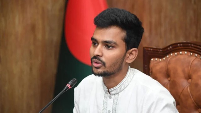 ঢাকা-১০ আসনে স্বতন্ত্র প্রার্থী হিসেবে নির্বাচন-মাঠে নামার ঘোষণা আসিফ মাহমুদের