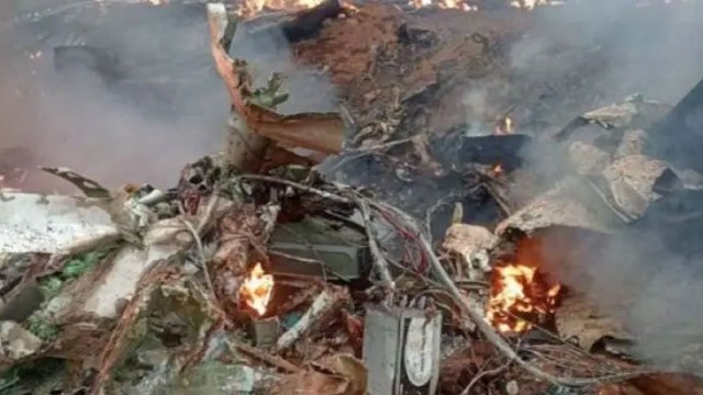 কেনিয়ায় পর্যটকবাহী একটি উড়োজাহাজ বিধ্বস্ত হয়েছে, সকল যাত্রী নিহতের আশঙ্কা