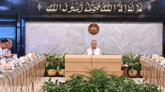 জুলাই সনদ বাস্তবায়ন সিদ্ধান্তে রাজনৈতিক দলগুলোকে এক সপ্তাহ সময় বেধে দিলেন সরকার