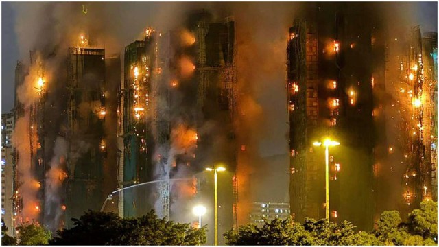 হংকংয়ে আবাসিক এলাকায় ভয়াবহ আগুন, অন্তত ১৩ নিহত