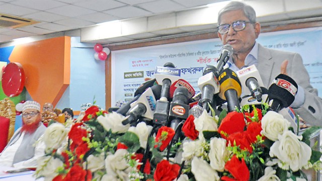 হাসিনাকে পরাজিত করতে দৃশ্যমান কাজে না দেখার কথা বললেন মির্জা ফখরুল